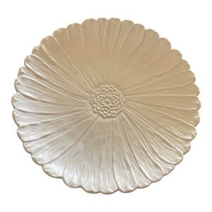 Vintage Collectible White Barn Cream Ceramic Sunflower 6” Decorative Plate.